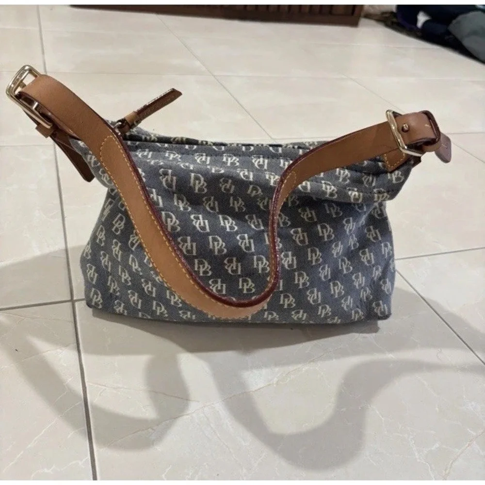 Vintage Dooney And Bourke Monogram Purse Medium Hand Bag Blue Canvas Leather